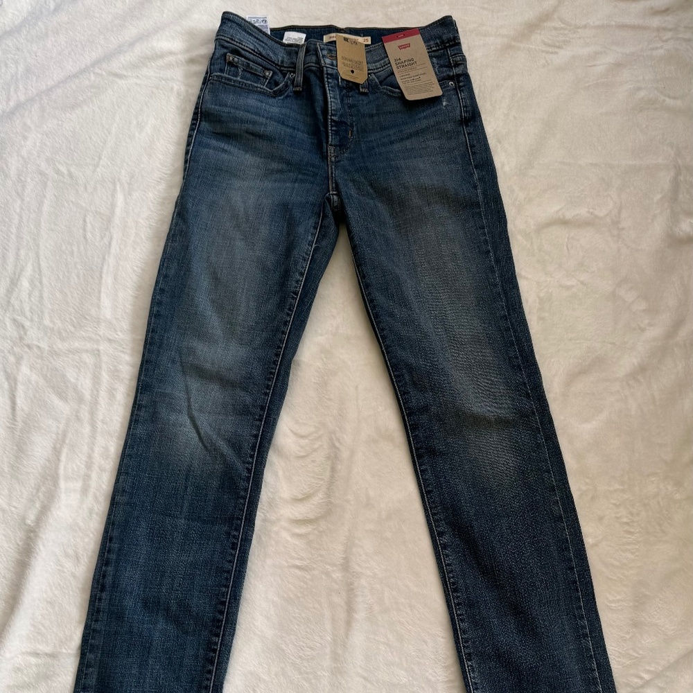 Levi’s 314 Shaping Skinny Jeans Size 25